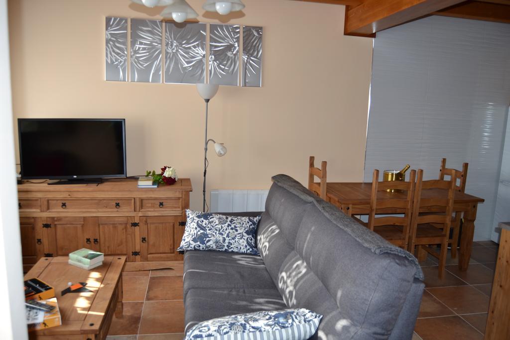 Casa Rural El Dolmen Bernuy-Salinero Ruang foto